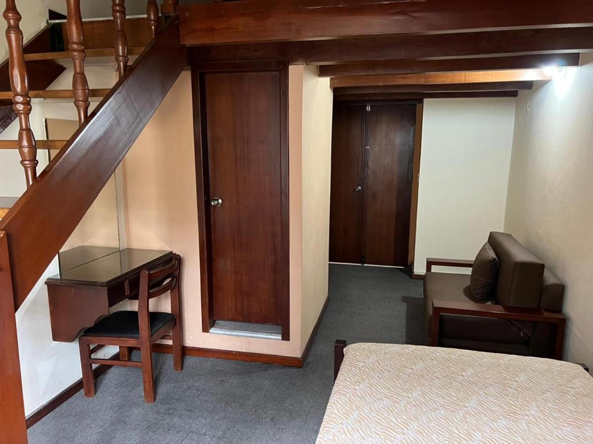 Hostal Victoria Quito Eksteriør billede