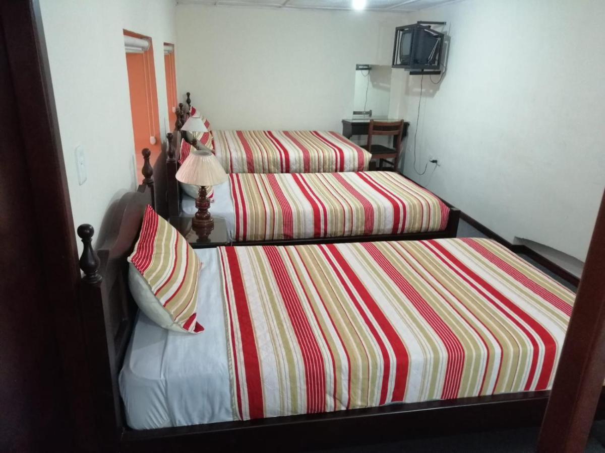 Hostal Victoria Quito Eksteriør billede