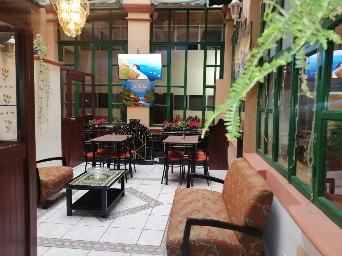 Hostal Victoria Quito Eksteriør billede