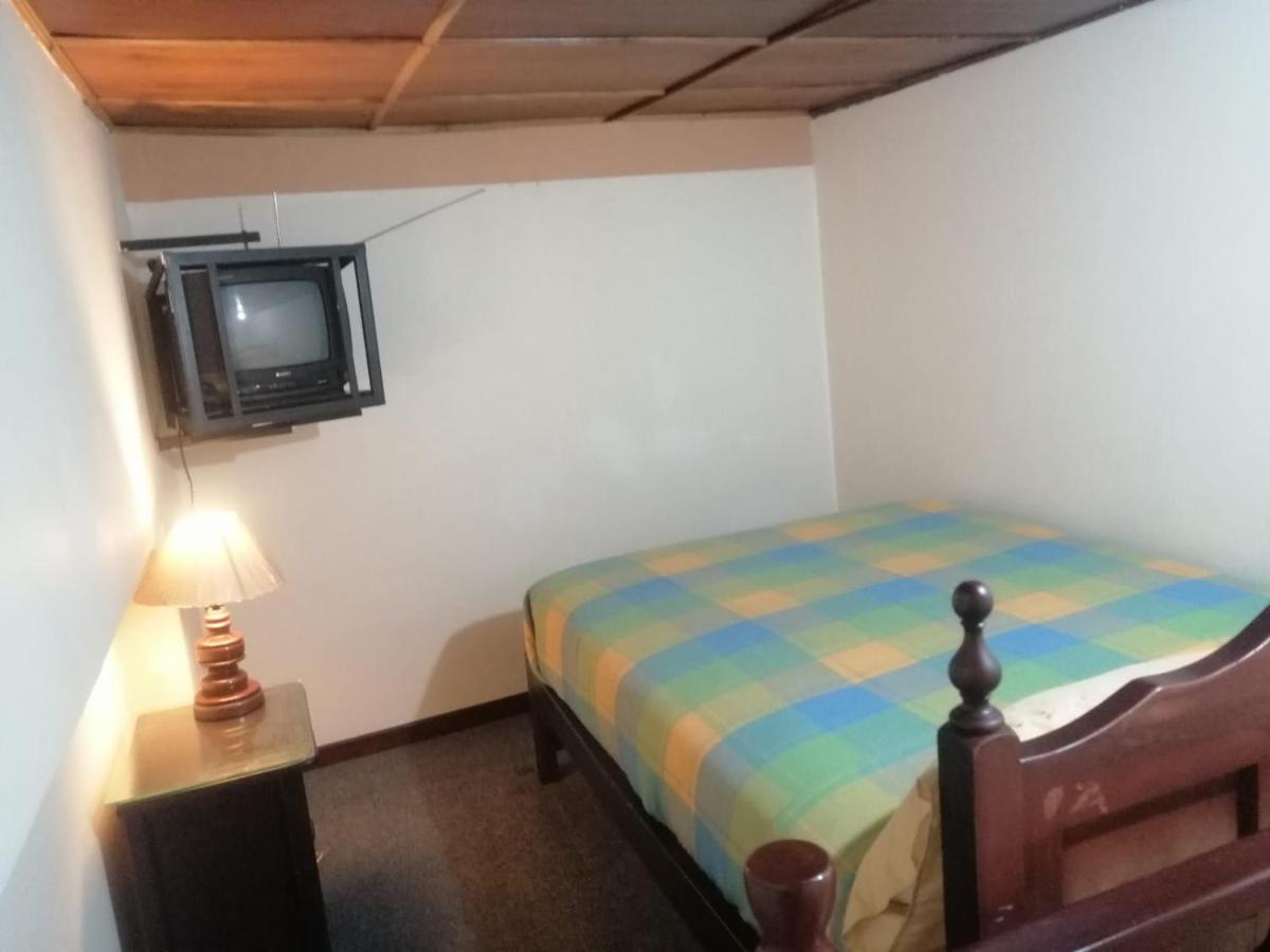 Hostal Victoria Quito Eksteriør billede